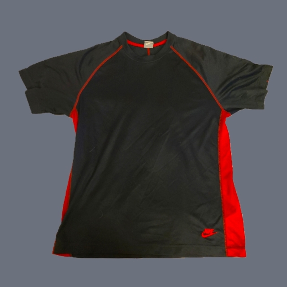 Nike workout top